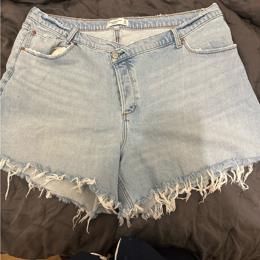 Abercrombie & Fitch Curve Love High Rise Dad Shorts sz 35/20